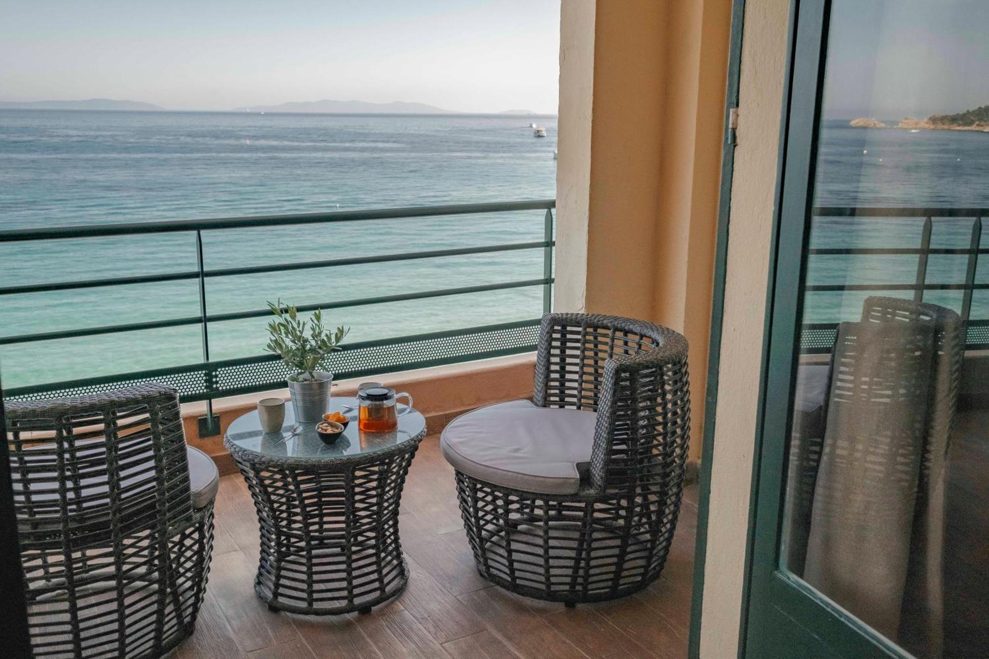 Surplage Hotel Cavaliere Le Lavandou Dış mekan fotoğraf