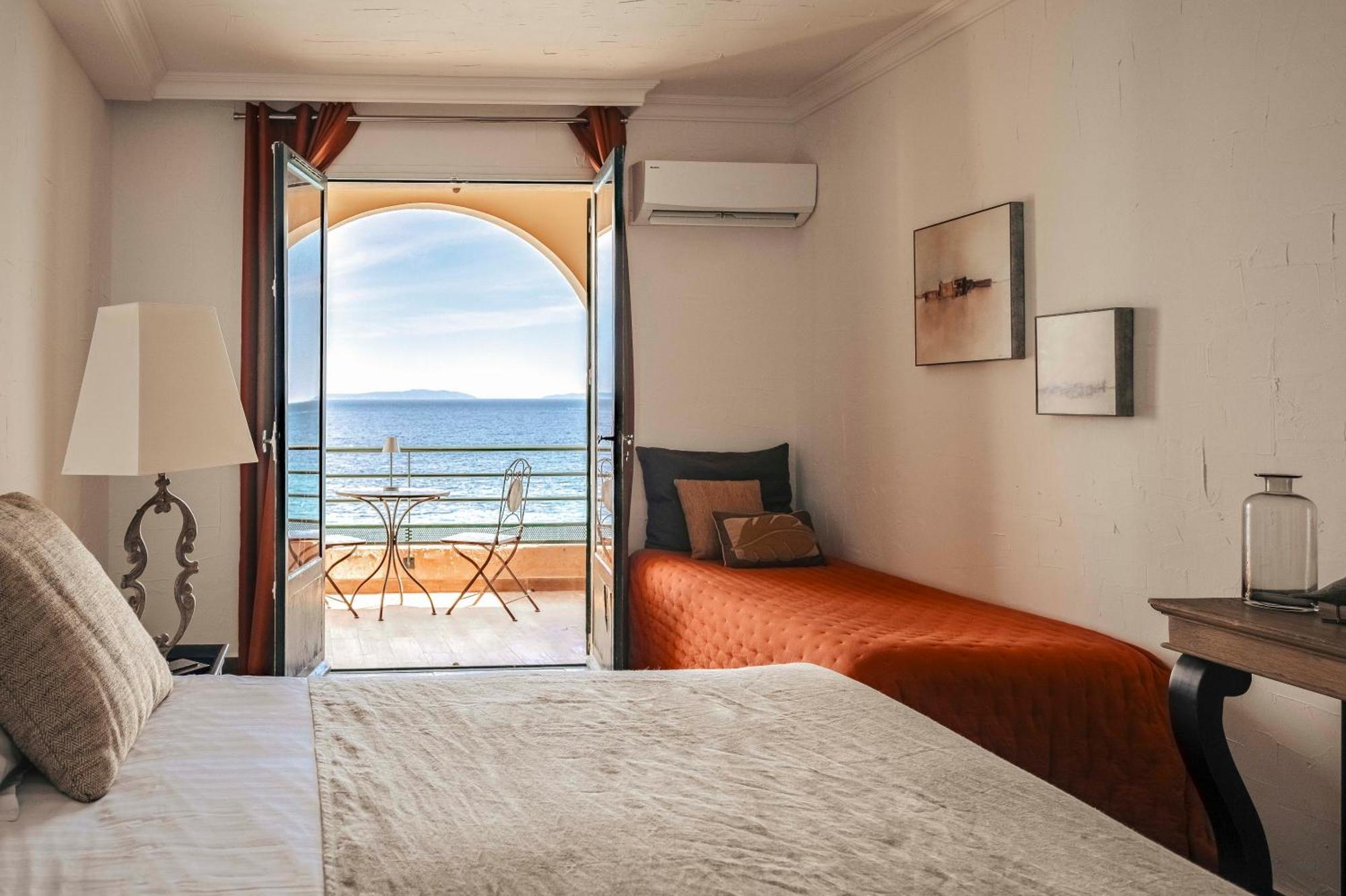 Surplage Hotel Cavaliere Le Lavandou Dış mekan fotoğraf