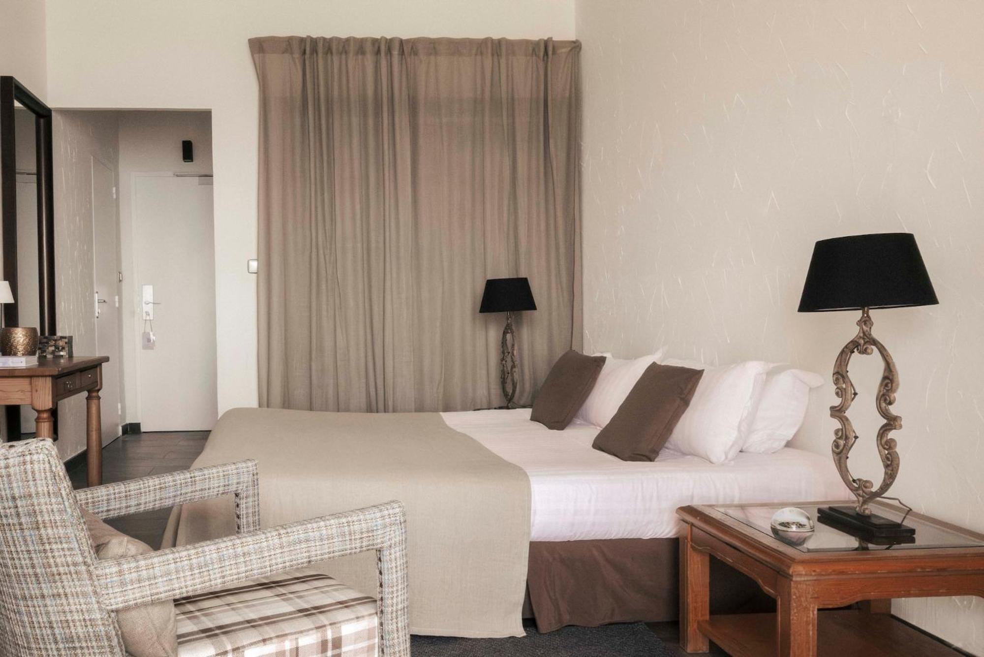 Surplage Hotel Cavaliere Le Lavandou Dış mekan fotoğraf