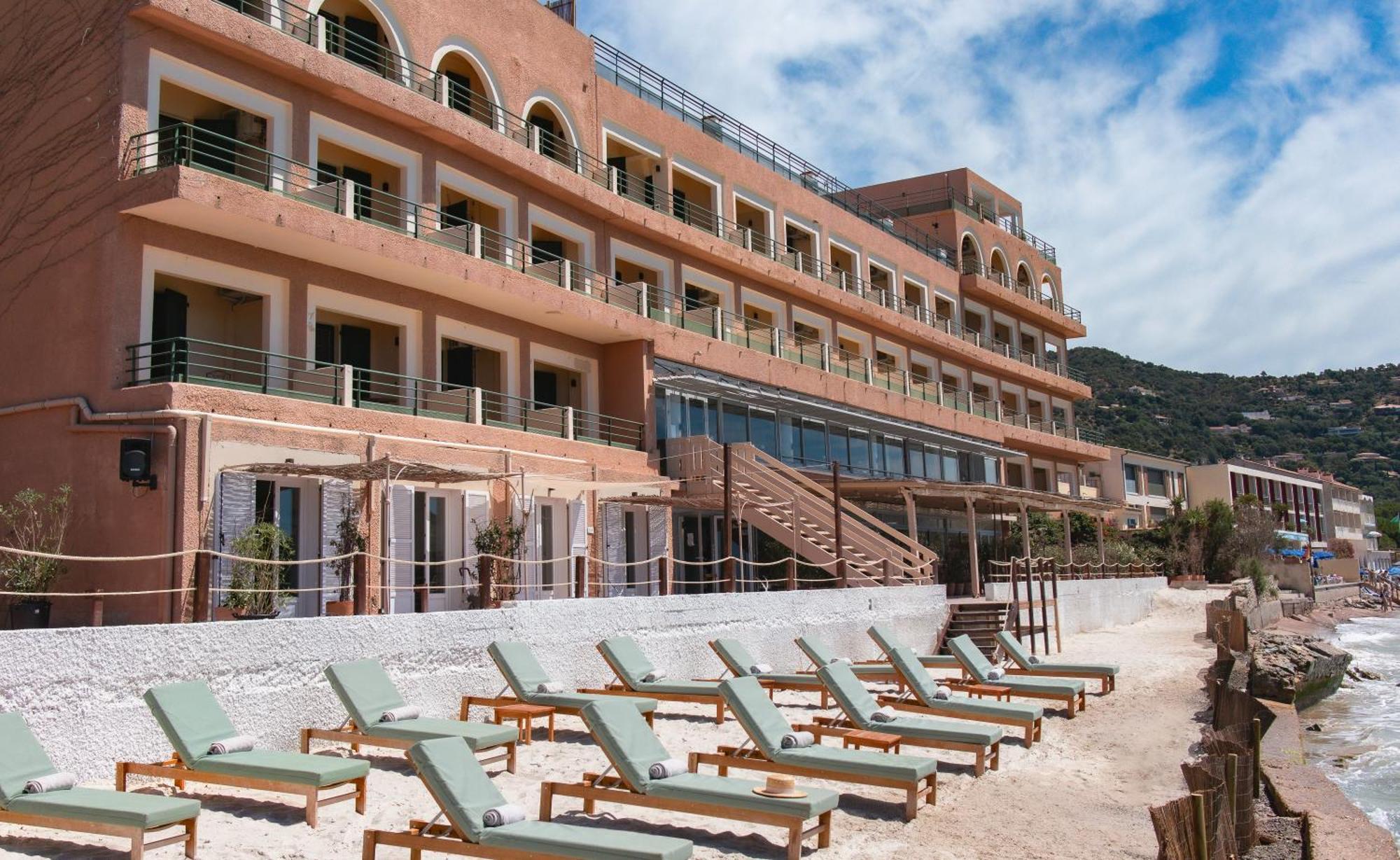 Surplage Hotel Cavaliere Le Lavandou Dış mekan fotoğraf